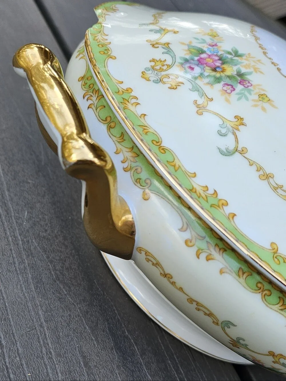 Noritake Antique Noritake porcelain covered vegetable bowl (Lidded Tureen)